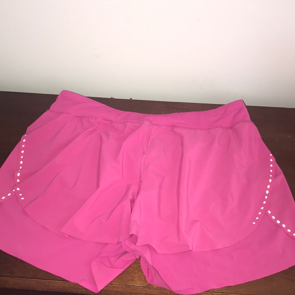 Lululemon Pink Shorts 🎀💖